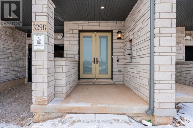 3322 Umar Ave in Oakville, ON - Building Photo - Building Photo