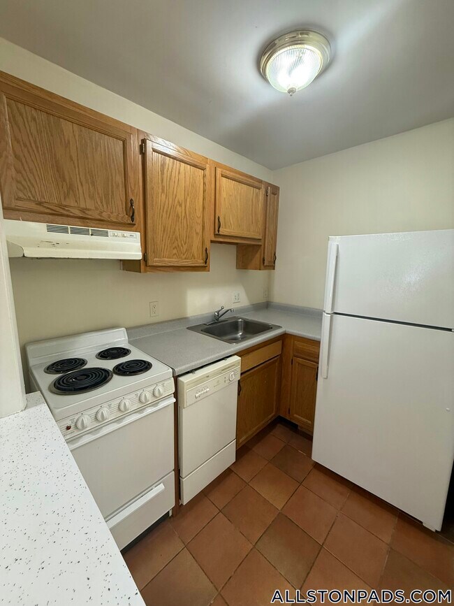 34 Gardner St in Boston, MA - Building Photo - Building Photo