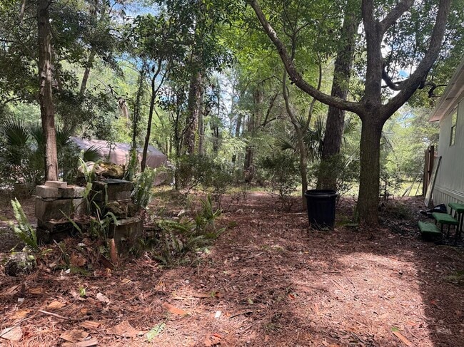 property at 8010 W Morrow Ct