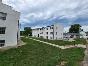 Washington Square Apartments in Crawfordsville, IN - Foto de edificio - Interior Photo