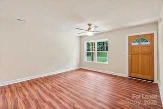 2890 Shady Ln Ave in Concord, NC - Building Photo - Building Photo