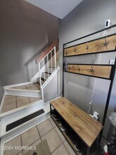 120 Evergreen Ct in Freehold, NJ - Building Photo - Building Photo