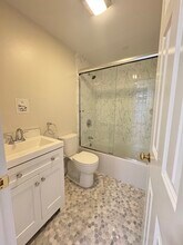393 W Broadway in Boston, MA - Building Photo - Building Photo