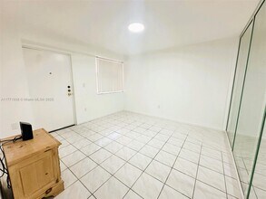 199 SW 12th Ave in Miami, FL - Building Photo - Building Photo