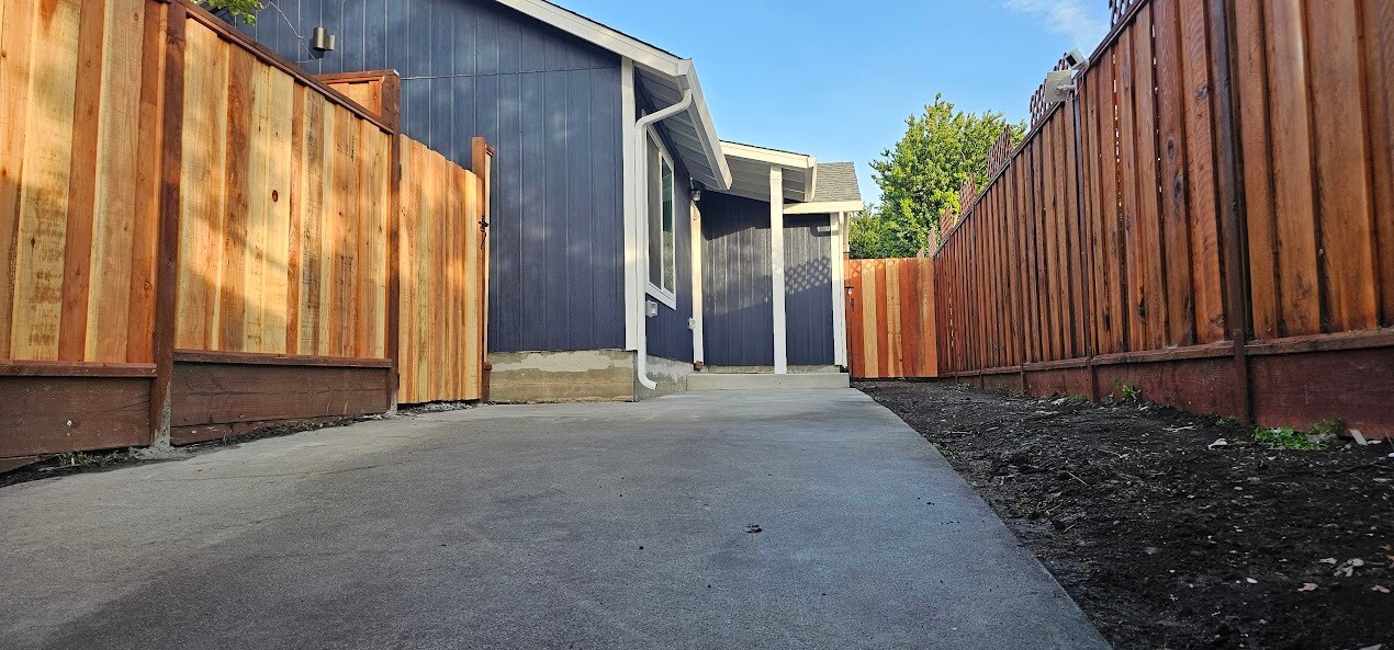 2810 Avon Ave in Concord, CA - Building Photo