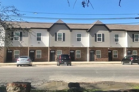 Riverside Townhomes in Stephenville, TX - Building Photo