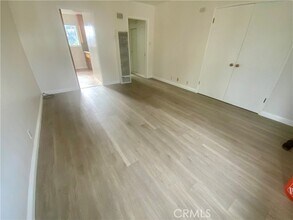 617 Cedar Ave-Unit -12 in Long Beach, CA - Building Photo - Building Photo