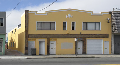 5363-5365 Foothill Blvd in Oakland, CA - Building Photo - Building Photo