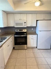 28100 Pine Haven Way in Bonita Springs, FL - Building Photo - Building Photo