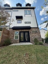 1996 Main St NW in Atlanta, GA - Building Photo - Building Photo