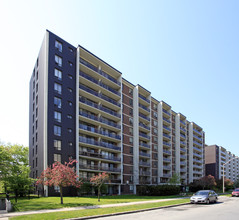 Redwood at Halsey in Toronto, ON - Building Photo - Building Photo