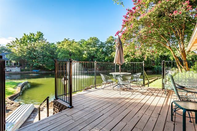 property at 6737 Lakefair Cir