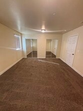 134 W 84th St in Los Angeles, CA - Building Photo - Building Photo