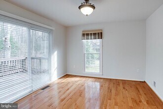 9620 Masterworks Dr in Vienna, VA - Building Photo - Building Photo