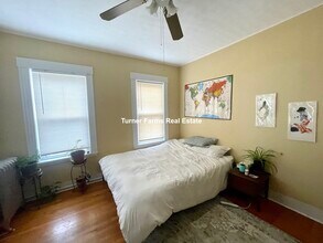 123 Winthrop St, Unit 2 in Medford, MA - Foto de edificio - Building Photo