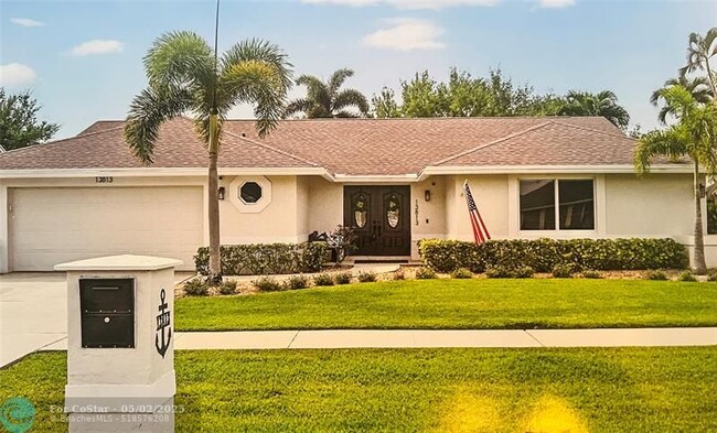 property at 13813 Geranium Pl