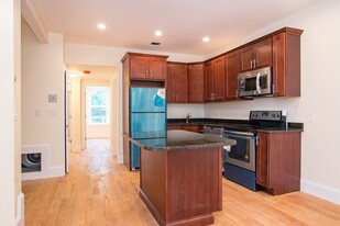 79 Brighton Ave, Unit #1A in Boston, MA - Building Photo