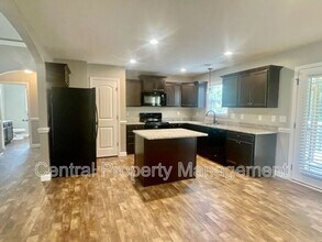 436 Shoreline Blvd in Boiling Springs, SC - Building Photo - Building Photo