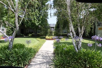 Glenrock Gardens in Los Angeles, CA - Building Photo - Building Photo