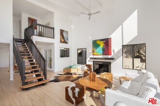 6319 Heather Dr in Los Angeles, CA - Building Photo - Building Photo