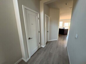17237 NW Woodreed Ct in Portland, OR - Building Photo - Building Photo