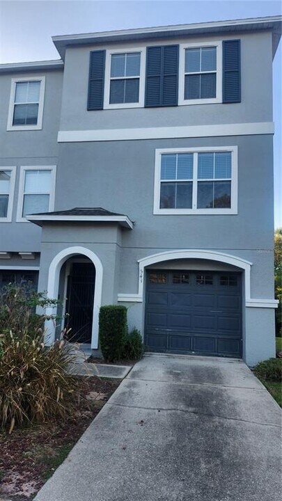543 Vincinda Crest Way in Tampa, FL - Building Photo