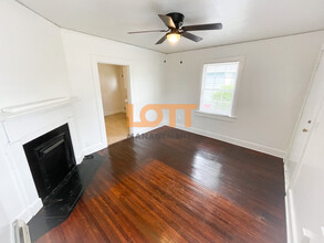 10 Gridley St, Unit A in Greenville, SC - Building Photo - Building Photo