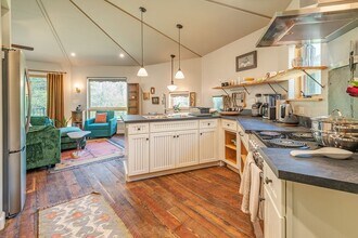 380 Old Leicester Rd in Asheville, NC - Building Photo - Building Photo