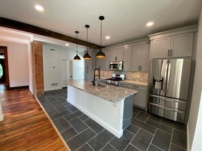 35 E Arcadia Ave in Columbus, OH - Building Photo - Building Photo