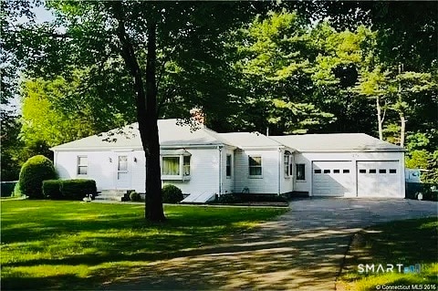 958 Middlesex Turnpike in Old Saybrook, CT - Building Photo - Building Photo