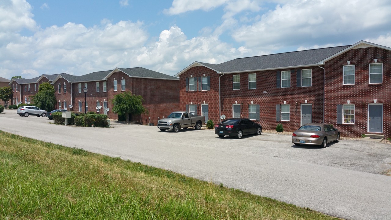 155 Crescent View Dr, Unit 7 in London, KY - Foto de edificio
