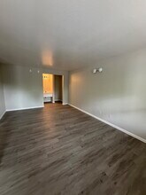 2825 Green Mountain Dr in Branson, MO - Foto de edificio - Building Photo