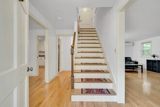 32 Dewey Rd in Lexington, MA - Building Photo - Building Photo