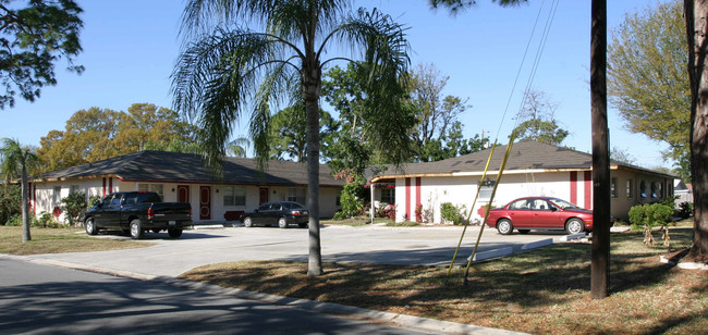 Jefferson Manor in St. Petersburg, FL - Building Photo - Building Photo