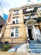 81 Beadel St in Brooklyn, NY - Building Photo - Building Photo