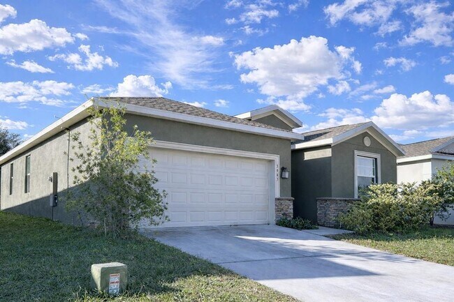 3943 Cortland Dr in Davenport, FL - Building Photo - Building Photo