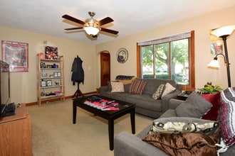 4117 Wilson Rd in Kenosha, WI - Building Photo - Building Photo