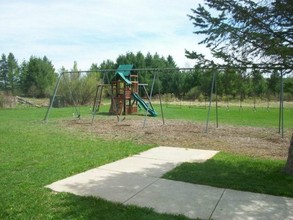 Village Glen in Marion, MI - Building Photo - Building Photo