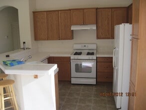 139 Hazelnut Dr in Fernley, NV - Building Photo - Building Photo