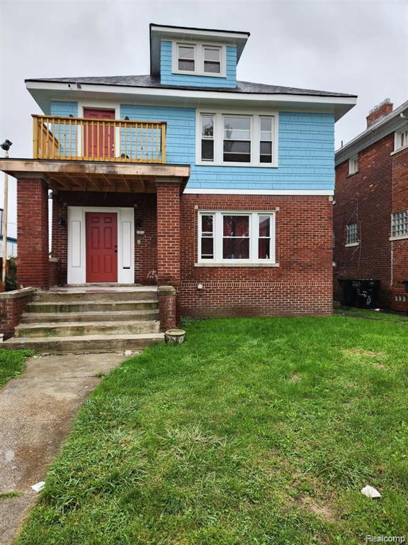 property at 1919 Lawrence St