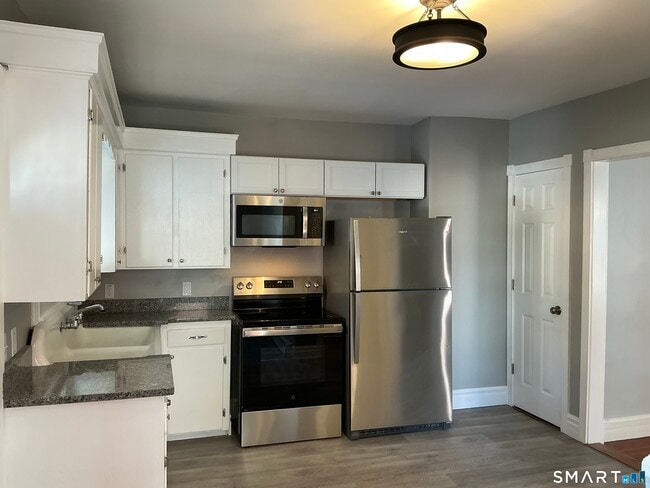 property at 518 High St