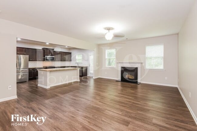 547 Winder Trail in Canton, GA - Building Photo - Building Photo