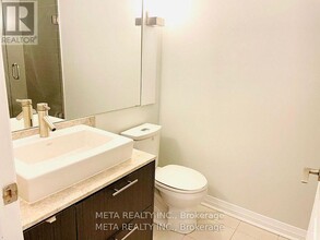 8-1408 Mercer St in Toronto, ON - Building Photo - Building Photo