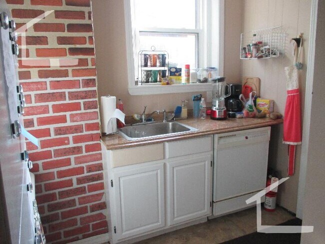 71 S Huntington Ave, Unit 3 in Boston, MA - Foto de edificio - Building Photo