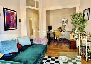 99 Saint Botolph St, Unit 3 in Boston, MA - Foto de edificio - Building Photo