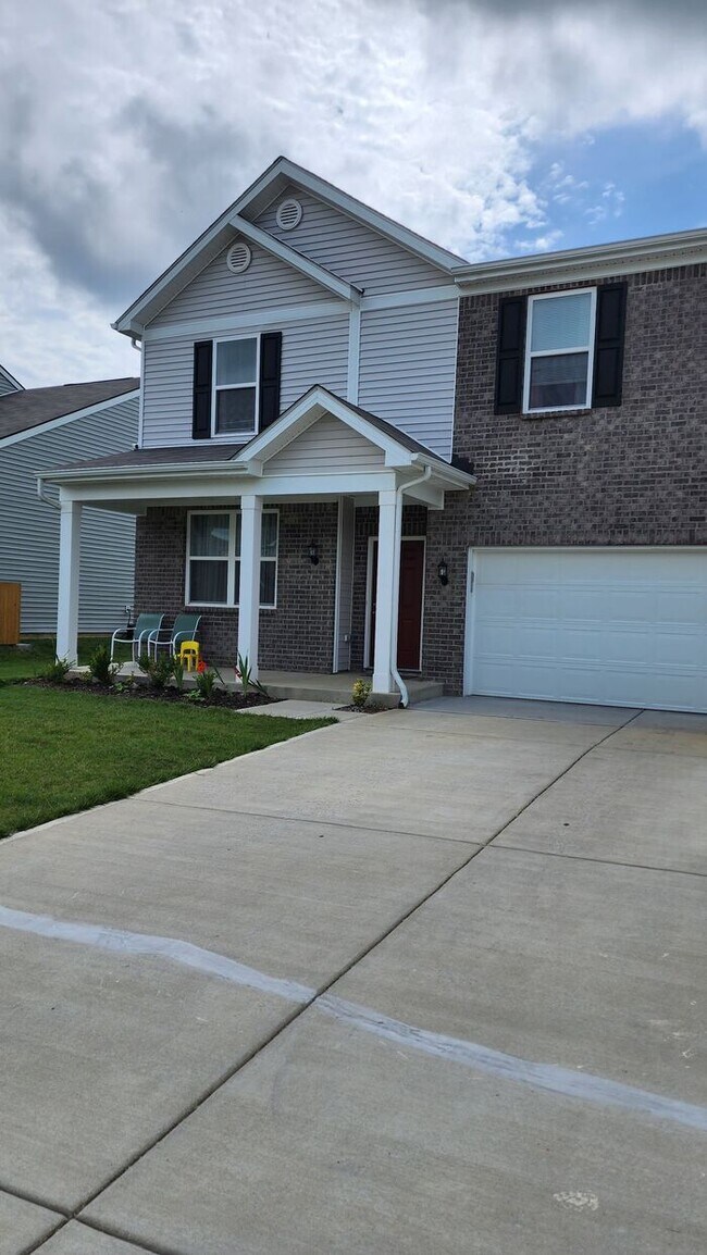 175 Ardmore Crossing Dr in Shelbyville, KY - Building Photo - Building Photo