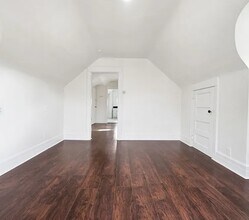 44 Oberlin St, Unit 3rd Floor in Maplewood, NJ - Foto de edificio - Building Photo