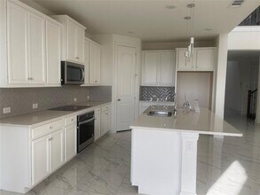 1105 Maverick Dr in Mansfield, TX - Building Photo - Building Photo