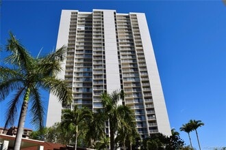 98-410 Koauka Loop, Unit 27D in Aiea, HI - Building Photo - Building Photo