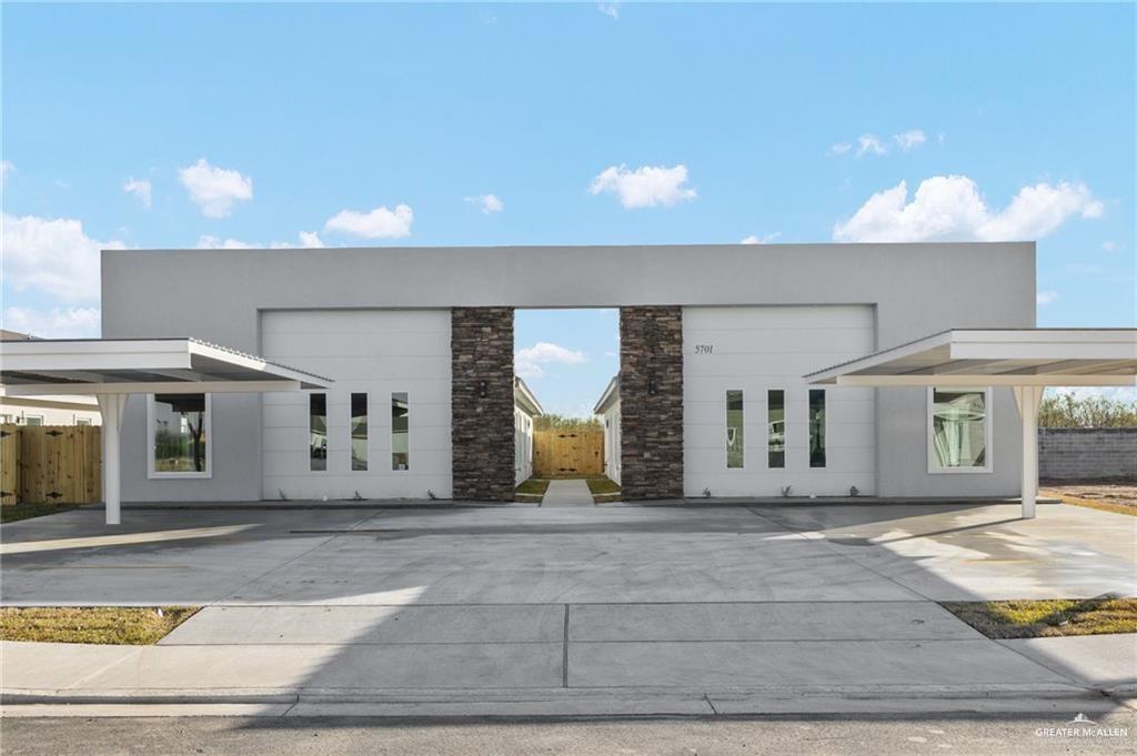 13 Notre Dame Ave in McAllen, TX - Building Photo